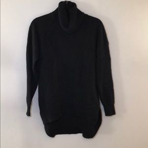 Madewell black hi low sweater
